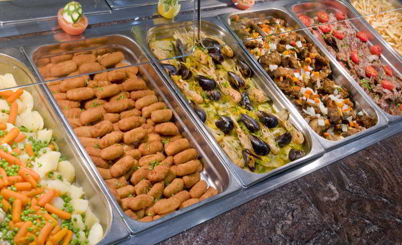 فندق بورت يوجيني كامبريلس المظهر الخارجي الصورة